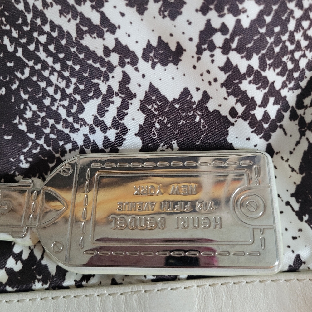 Henri Bendel Snake Print Handbag - Picture 9 of 13